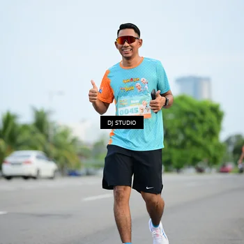 Runner Photo 8338689