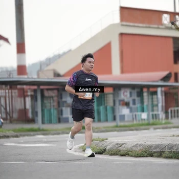 Runner Photo 8338714