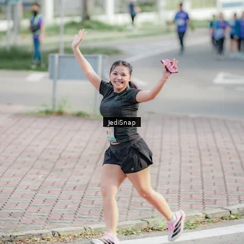 Runner Photo 8338734