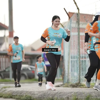 Runner Photo 8338759