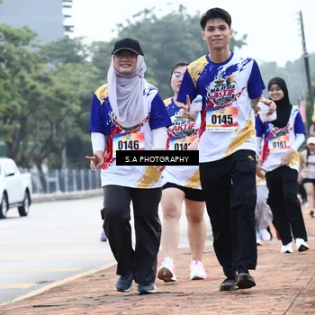 Runner Photo 8338772