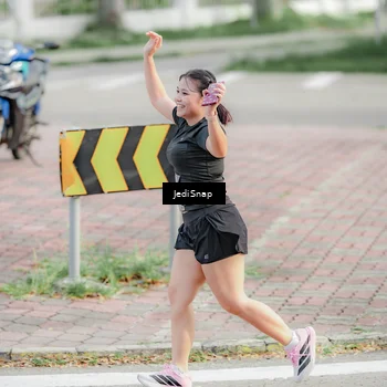 Runner Photo 8338778
