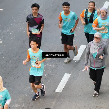 Runner Photo 8338781
