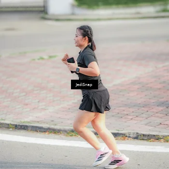 Runner Photo 8338805