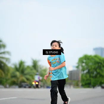 Runner Photo 8338806