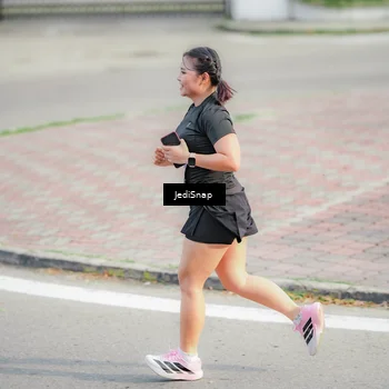 Runner Photo 8338807