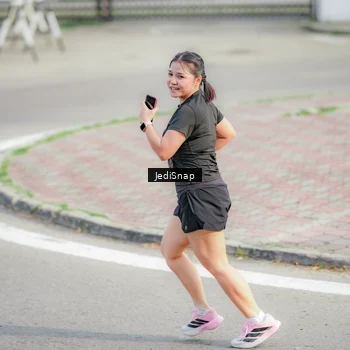 Runner Photo 8338813