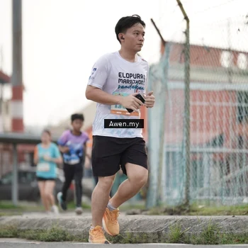 Runner Photo 8338817