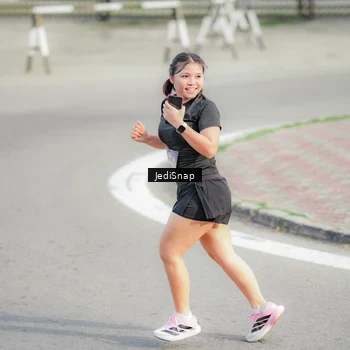 Runner Photo 8338840