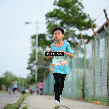 Runner Photo 8338867