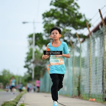 Runner Photo 8338878