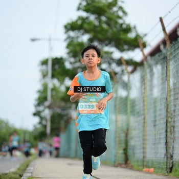 Runner Photo 8338879