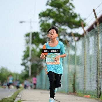 Runner Photo 8338883