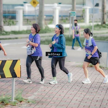 Runner Photo 8338888