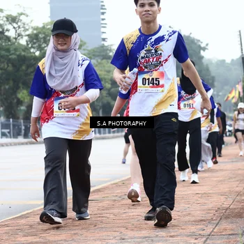 Runner Photo 8338921
