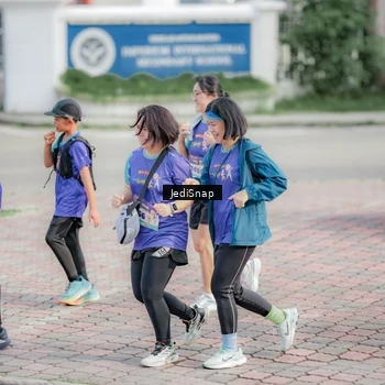 Runner Photo 8338953