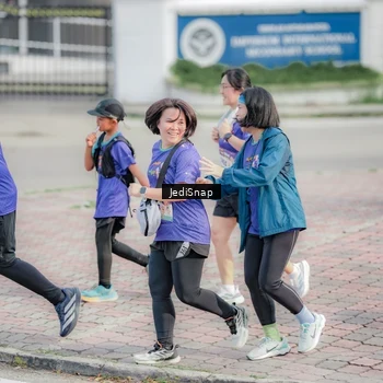 Runner Photo 8338954
