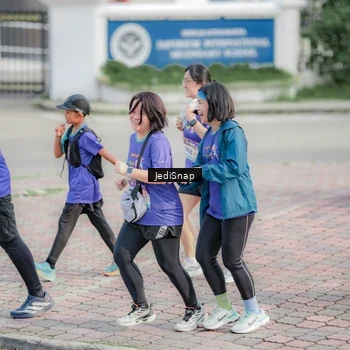 Runner Photo 8338961