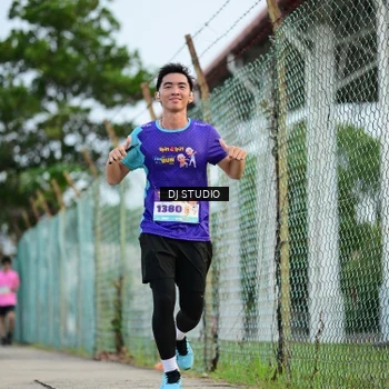 Runner Photo 8339005