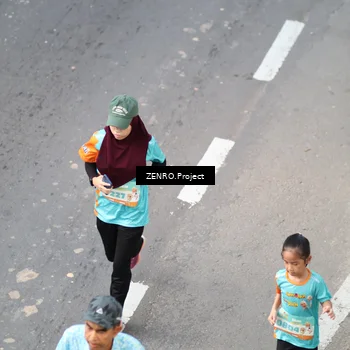 Runner Photo 8339012