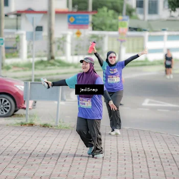 Runner Photo 8339016
