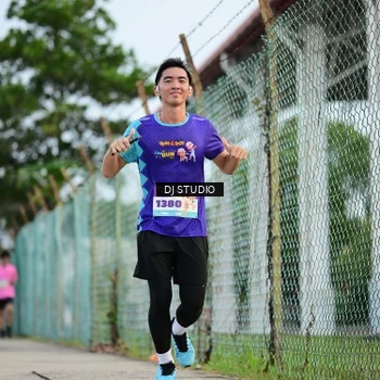 Runner Photo 8339018