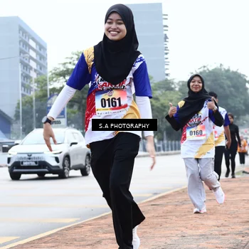 Runner Photo 8339025
