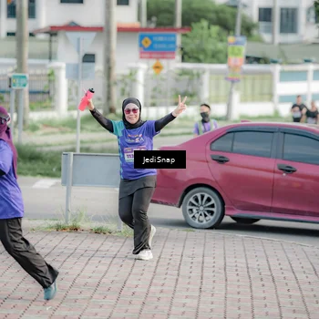 Runner Photo 8339058