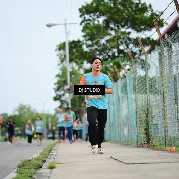 Runner Photo 8339066
