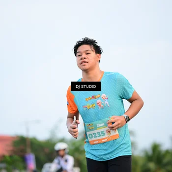 Runner Photo 8339087