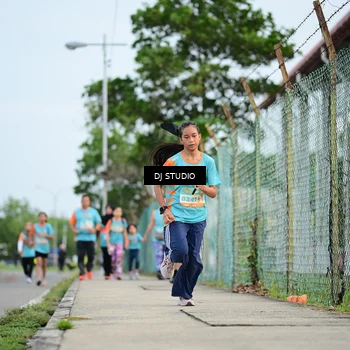 Runner Photo 8339111