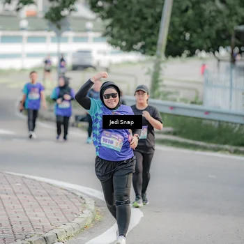 Runner Photo 8339119