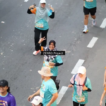Runner Photo 8339240