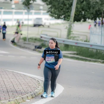Runner Photo 8339244