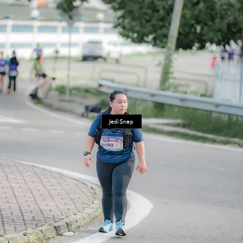 Runner Photo 8339280