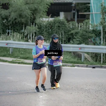 Runner Photo 8339381