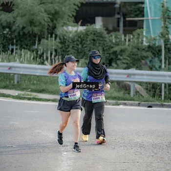Runner Photo 8339384