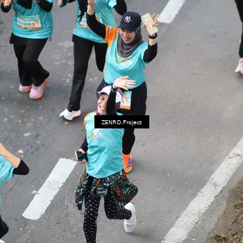 Runner Photo 8339422