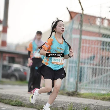 Runner Photo 8339425