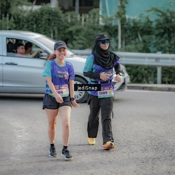 Runner Photo 8339434