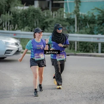 Runner Photo 8339439
