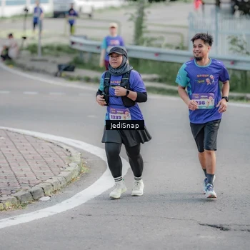 Runner Photo 8339492