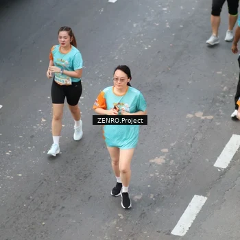Runner Photo 8339516
