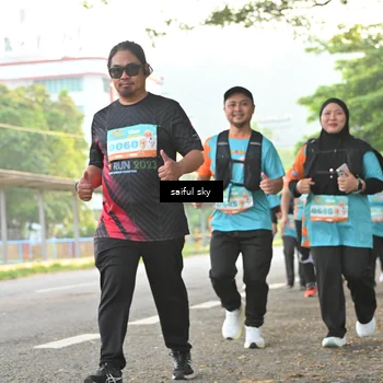 Runner Photo 8339573