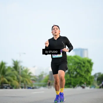 Runner Photo 8339588