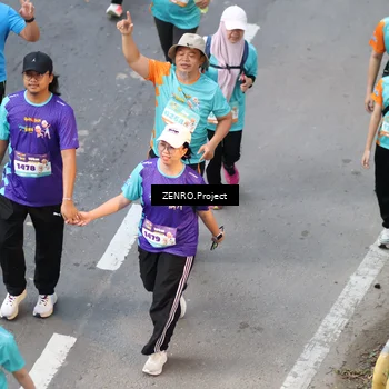 Runner Photo 8339605