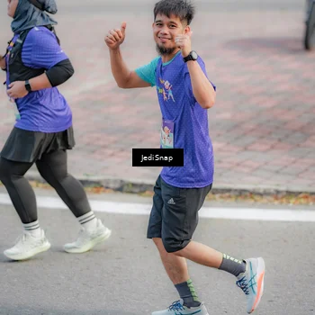 Runner Photo 8339620
