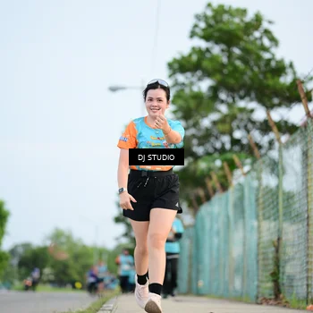 Runner Photo 8339638