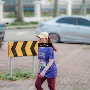 Runner Photo 8339658