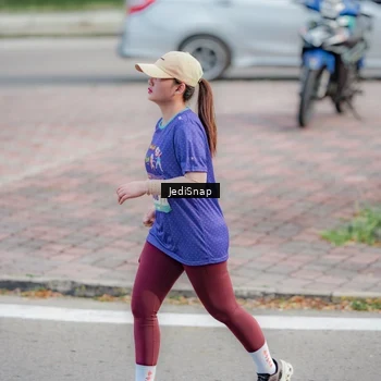 Runner Photo 8339670